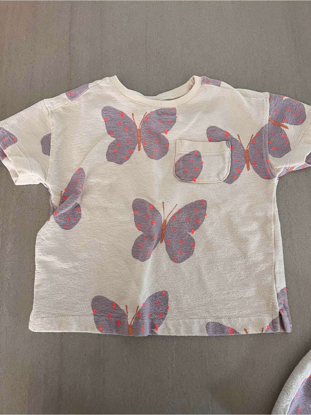 ZARA Butterfly Print Two-Piece Toddler Set in White & Lavender - Picture 2 of 6